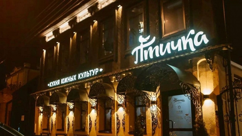 Закрытый на 30 суток ресторан в центре Челябинска продолжает работать