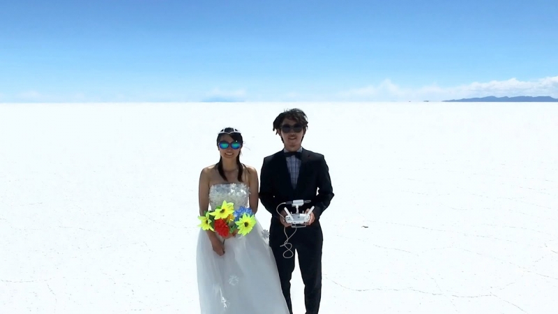 Японцы 400 дней отмечали свадьбу и сняли об этом фильм с дрона