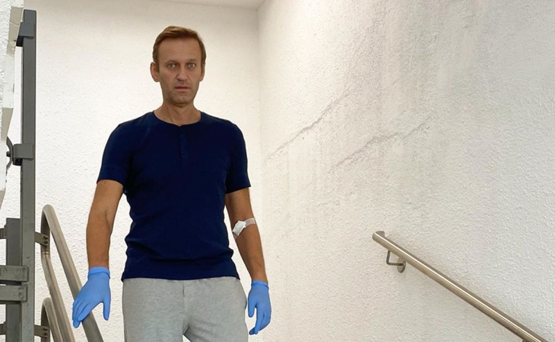 «Отравленные трусы»: Навальный опубликовал на ютубе видео разговора с «агентом ФСБ», причастным к операции отравления