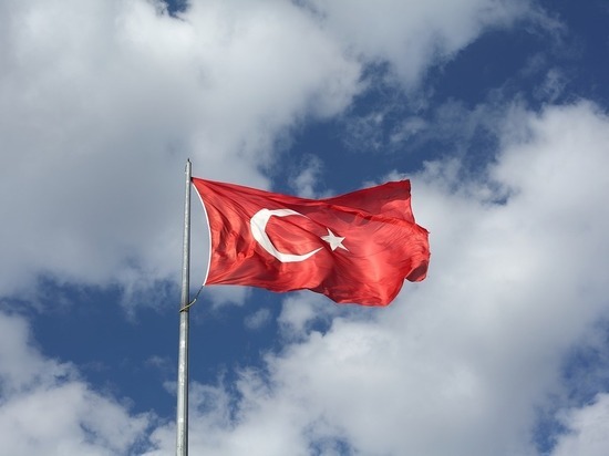 При взрыве в больнице Турции погибли восемь человек