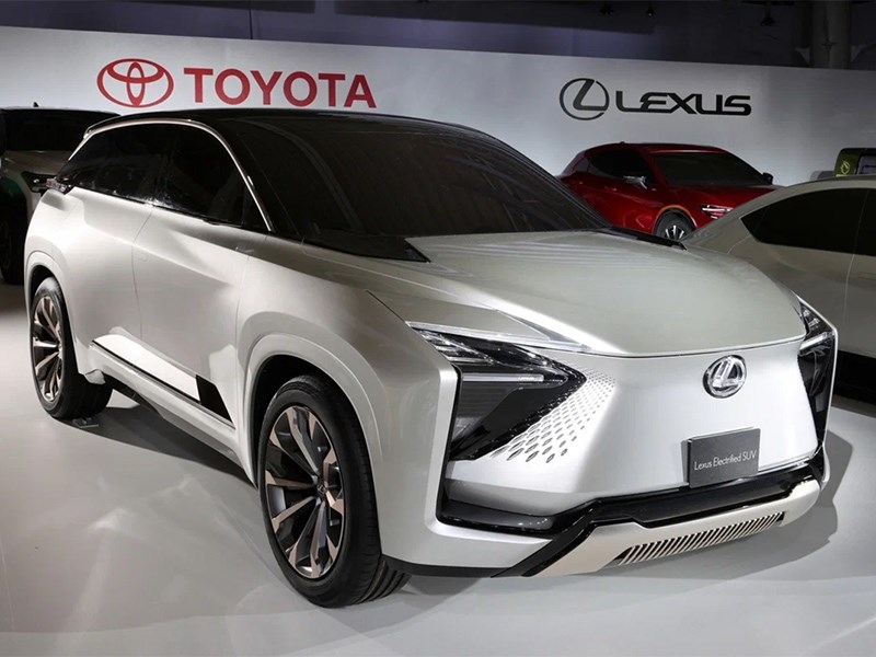 Lexus разрабатывает новый электрокар