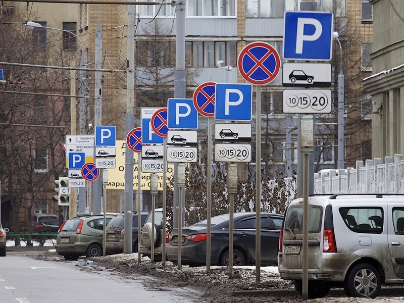 В России сделают бесплатную парковку