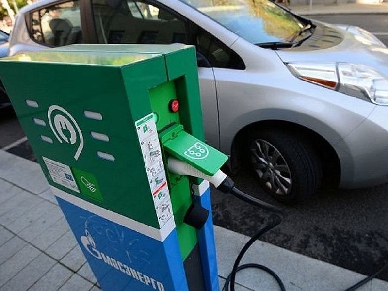 В России резко возросло количество зарядных станций для электромобилей