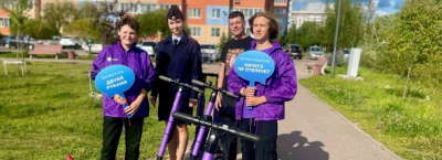 
        В парковой зоне Великого Новгорода прошли интерактивные тренинги по безопасному управлению средствами индивидуальной мобильности    
