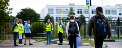 
        В Московской области безопасность школьников ежедневно контролируют «Родительские патрули»    