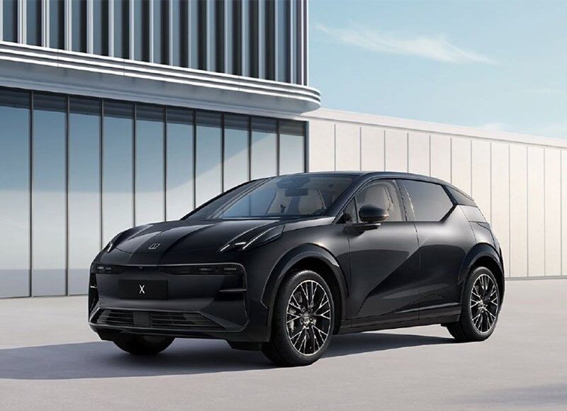 zeekr-vyvodit-na-rynok-bjudzhetnuju-versiju-elektrokrossovera-x-9011143.jpg