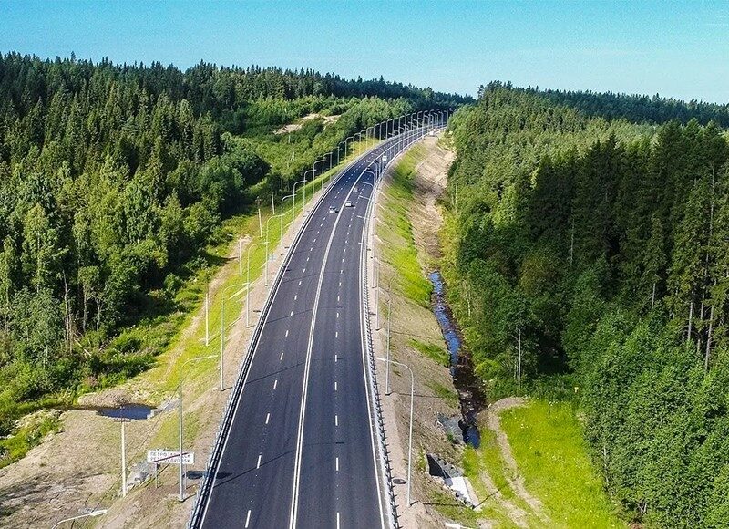 k-2030-godu-pochti-vse-dorogi-rossii-budut-pokryty-mobilnym-internetom-066fa25.jpg