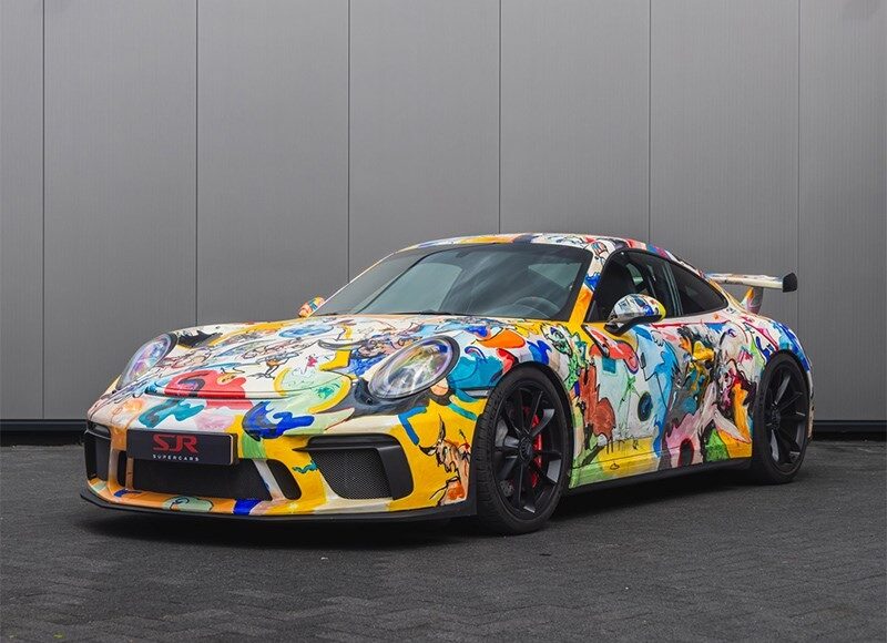 v-niderlandah-prodajut-unikalnyi-porsche-911-gt3-s-ruchnoi-rospisju-5b9451b.jpg