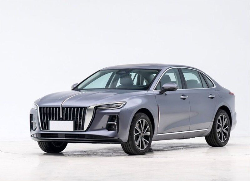 v-kitae-startovali-prodazhi-gibridnogo-sedana-hongqi-h5-s-zapasom-hoda-1600-km-2322b0b.jpg