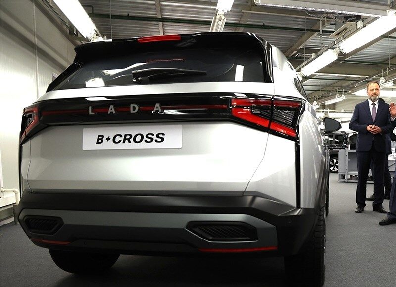 stali-izvestny-nekotorye-tehnicheskie-harakteristiki-budushhego-krossovera-lada-b-cross-63f035c.jpg
