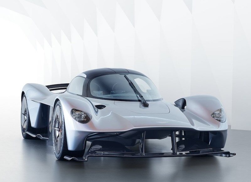 nemeckij-vladelec-aston-martin-valkyrie-podal-v-sud-na-kompaniju-iz-za-brakovannogo-giperkara-f51e051.jpg