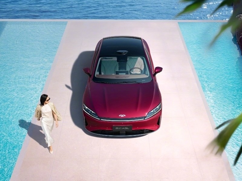 Chery начала продавать новый гибридный седан Fulwin A9L с запасом хода до 2000 км