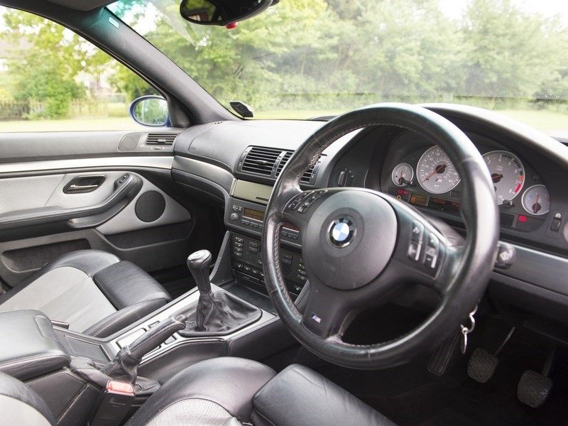 МВД предлагает ужесточить правила допуска праворульных автомобилей