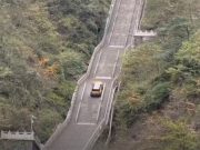 Попытка Chery повторить рекламу Range Rover обернулась зрелищным провалом