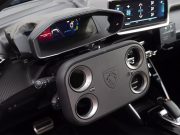 Peugeot планирует оснастить свои будущие модели прямоугольными рулями