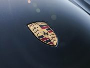 Porsche признал лидерство Китая в электромобилях и вынужден вернуться к автомобилям с ДВС