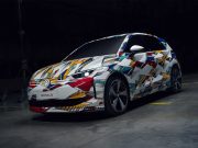 Volkswagen показал новый ID. Polo. Электрический хэтч станет мощнее и просторнее бензинового