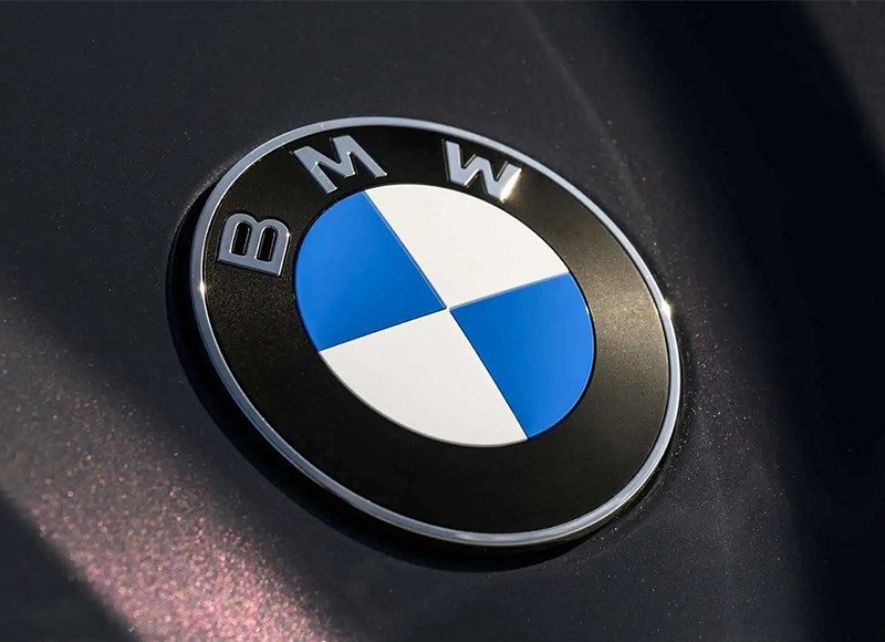 bmw-obnovila-logotip-dlja-vseh-modelej-88ba09f.jpg