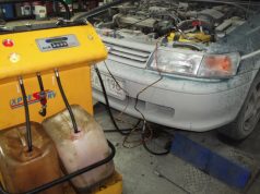 Аппаратная замена масла в АКПП: этапы процесса и используемое оборудование