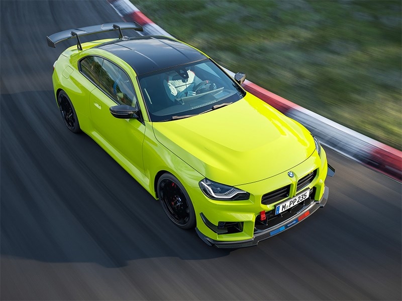 BMW подготовил для M2 заводской гоночный пакет