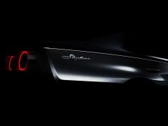 Nissan показала тизер нового Skyline