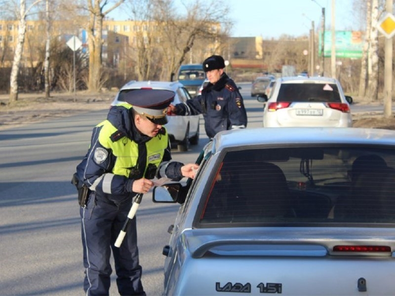 У россиянина не сработала попытка избежать лишения прав под предлогом военной службы