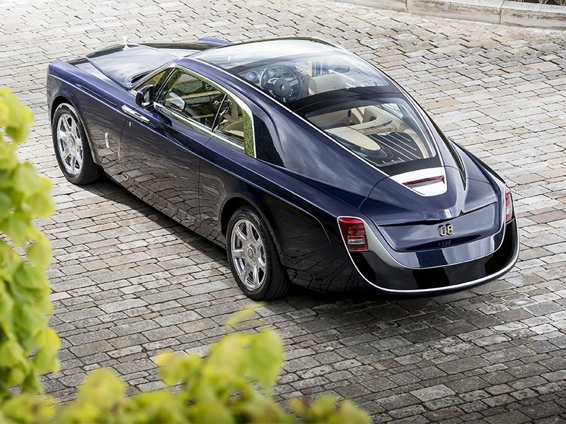 Rolls-Royce займется изготовлением машин на заказ