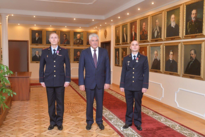 
        Владимир Колокольцев вручил государственные награды отличившимся сотрудникам пермского полка дорожно-патрульной службы    